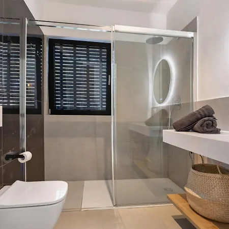 Luma With Private Pool *